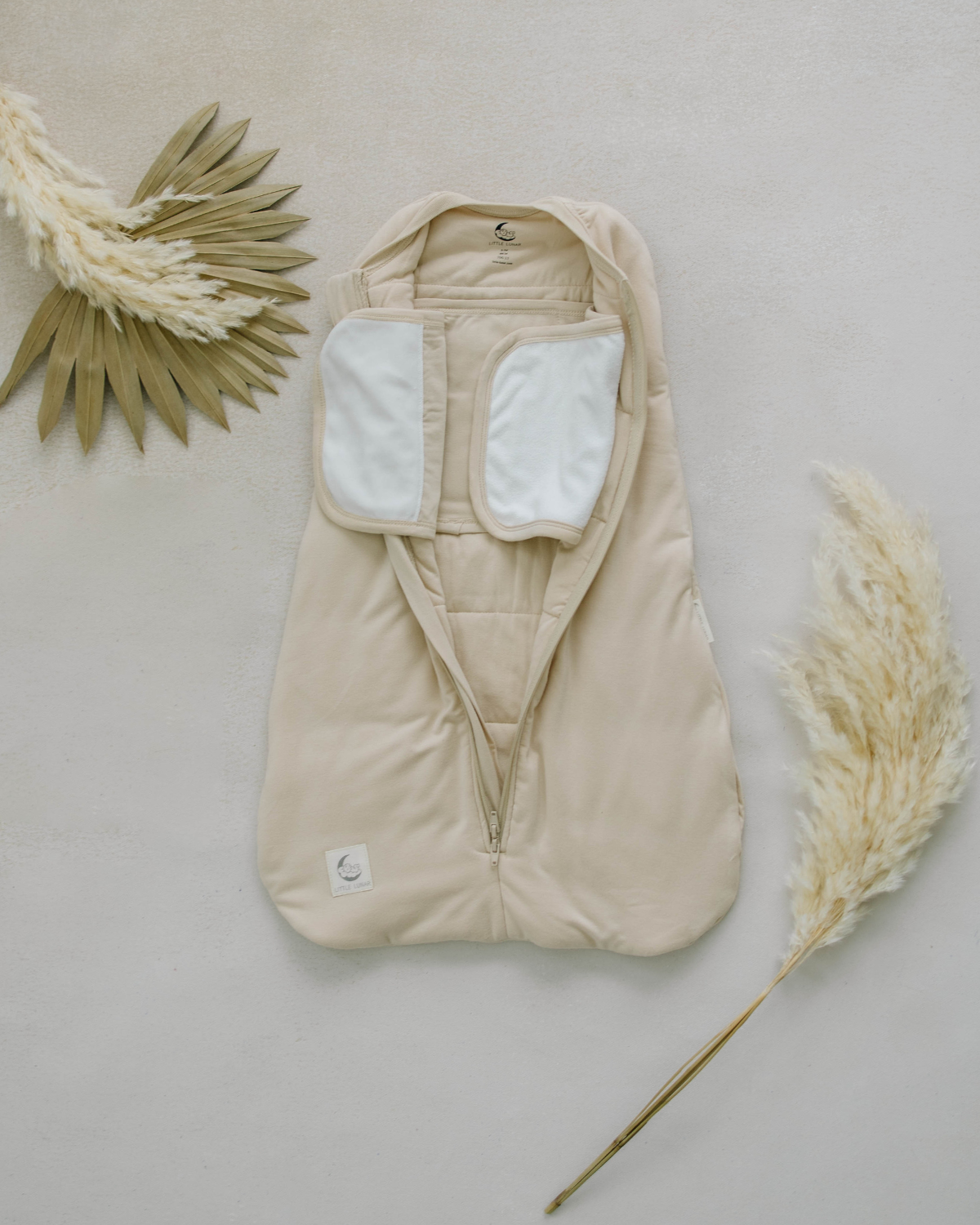 2-in-1 Bamboo Swaddle Sleeping Bag for Babies (0-6 Months)