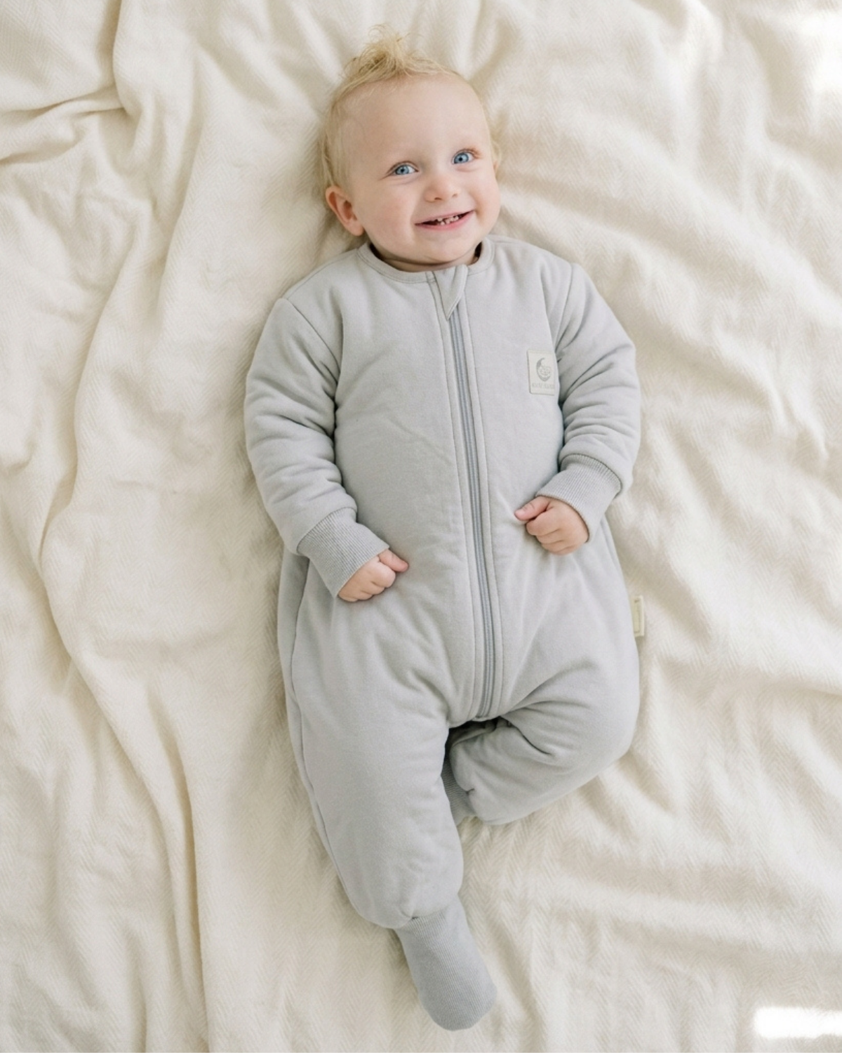 Walker sleeping bags with legs and detachable sleeves